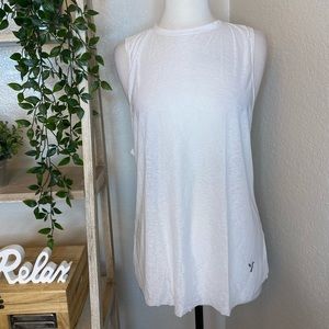 🆕Young white tank top